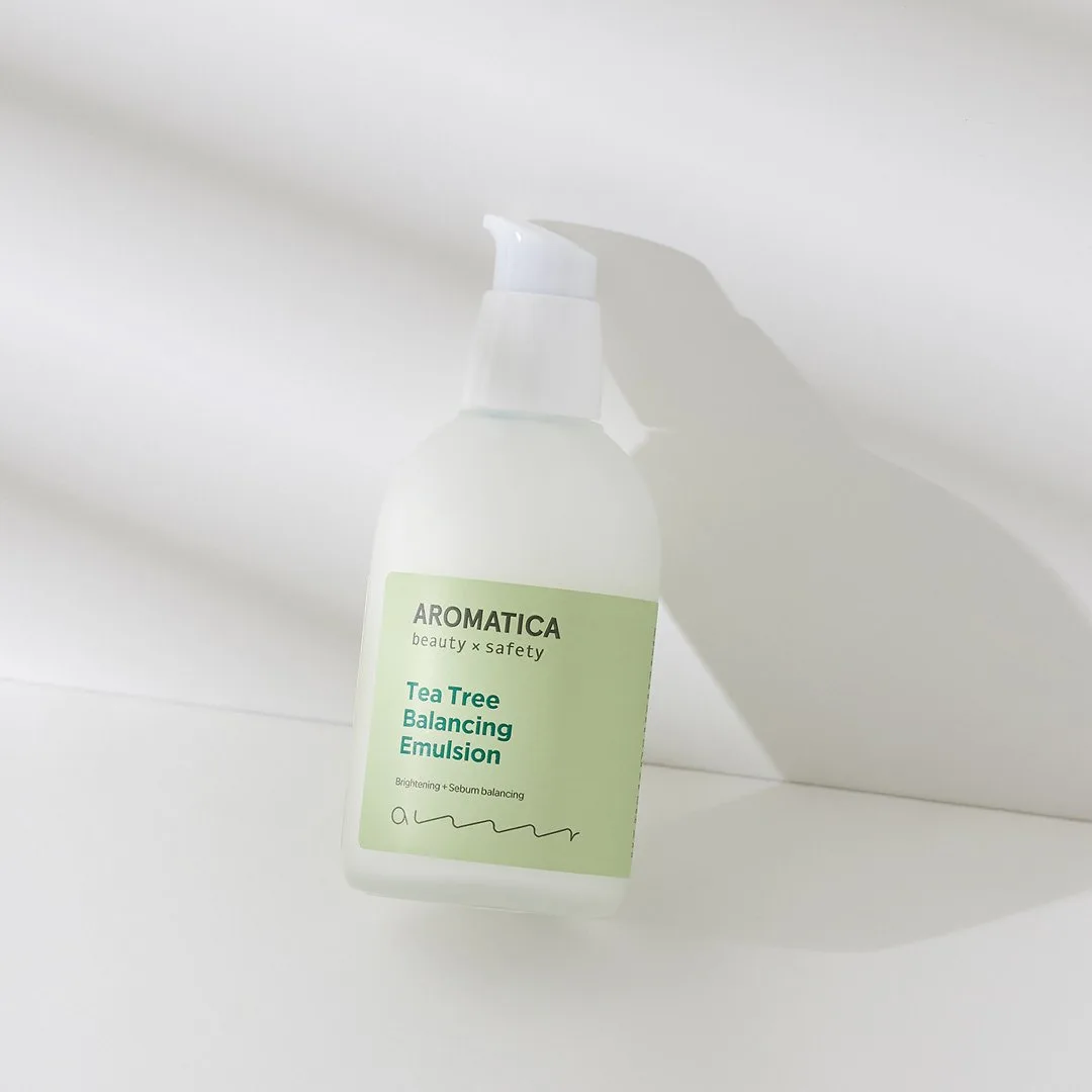 Aromatica Tea Tree Balancing Emulsion 100ml frosted glass bottle