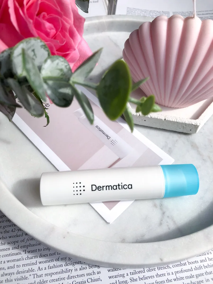 Dermatica Tretinoin 0.025% Cream white airless pump bottle with minimalist branding