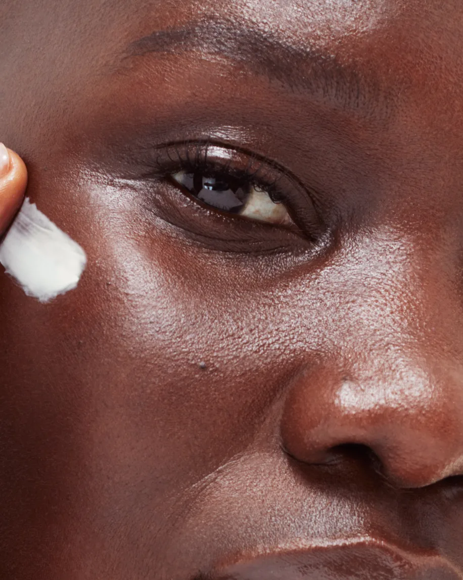 Glossier Priming Moisturizer Rich white cream jar